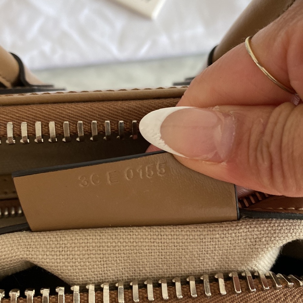 Mini Givenchy Antigona - Picture 13 of 17
